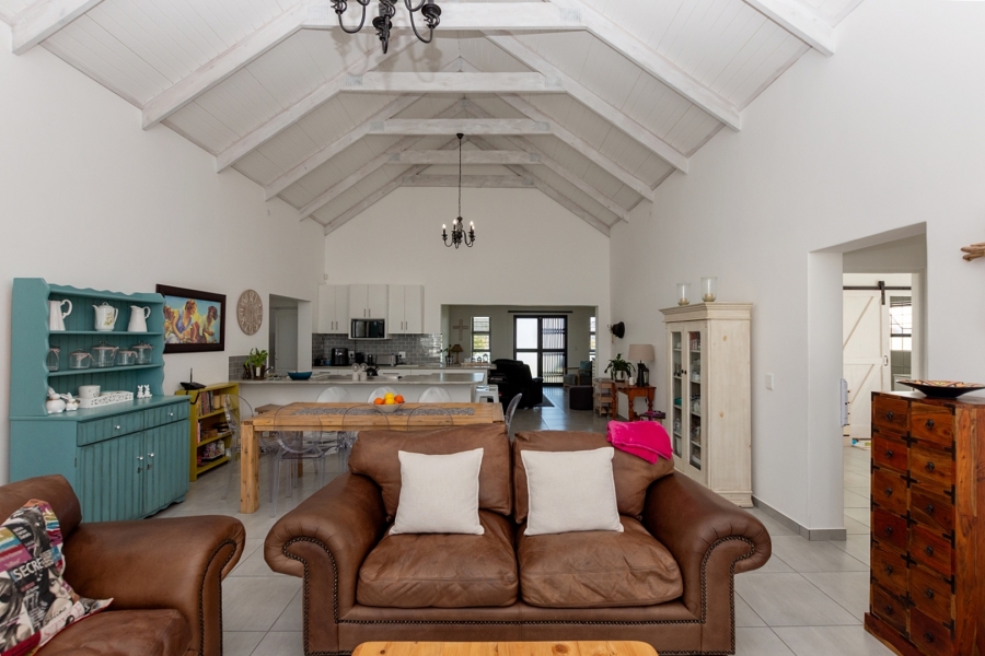 3 Bedroom Property for Sale in Britannia Bay Western Cape